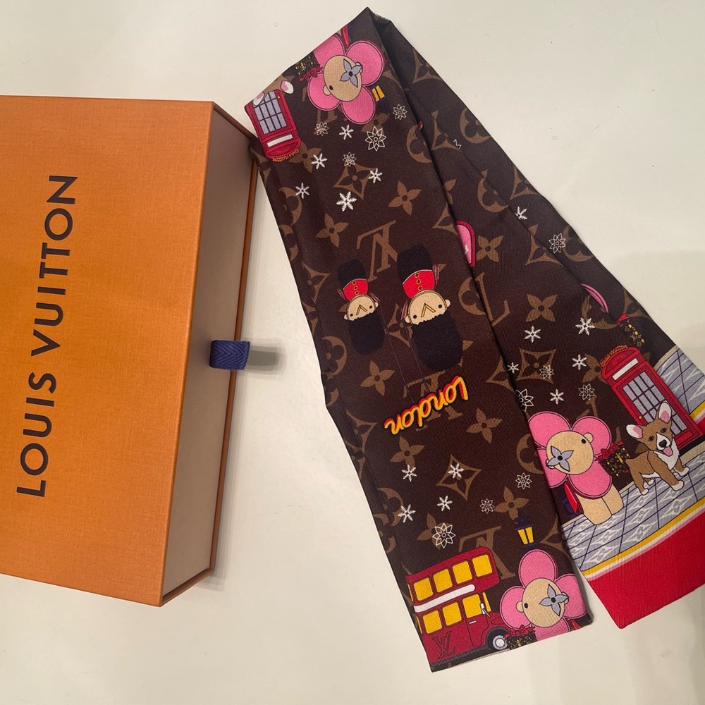 Louis Vuitton London Twilly Bandeau NWT